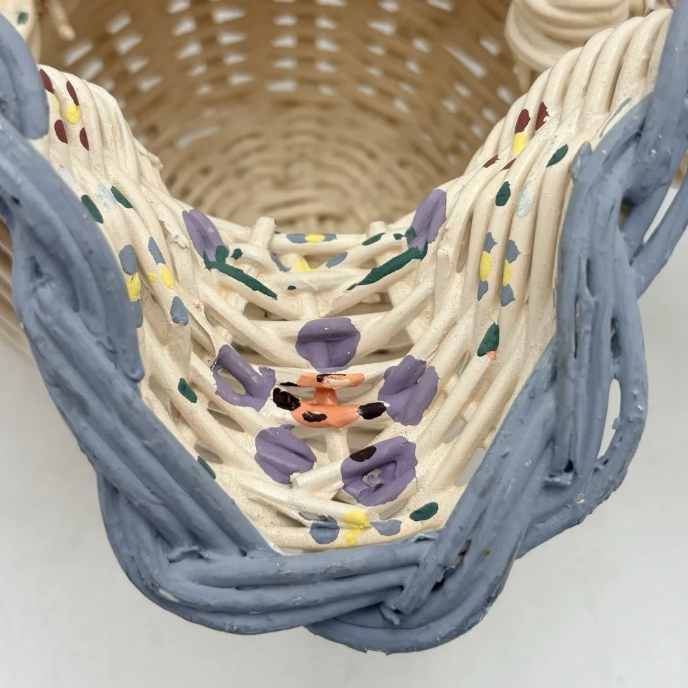 Vintage Wicker White Hand Painted Ruffle Edge Basket Cottagecore Floral 14